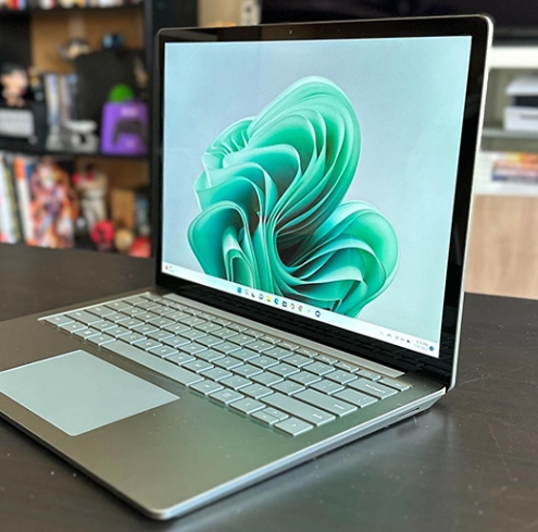 Laptop